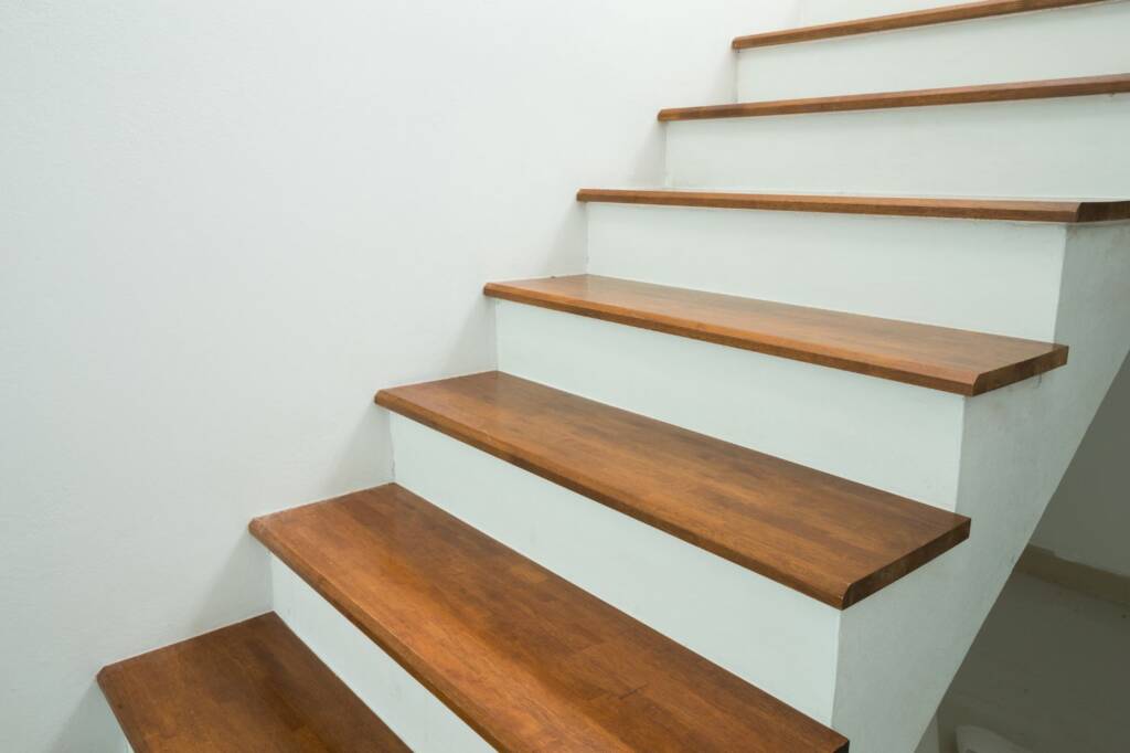 rivestimento scale legno falegnameria parton